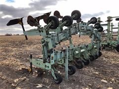 Orthman 8300 Cultivator 