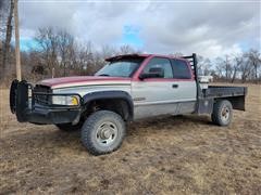 1997 Dodge RAM 2500 4x4 Extended Cab Flatbed Pickup 