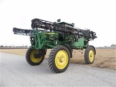 2010 John Deere 4730 Self-Propelled Sprayer 