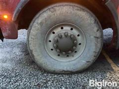 bc1eff188cb34b9ba6cbb9140c17d7c4.jpg