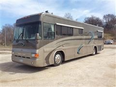 1995 Country Coach Intrigue 36' Motor Home 