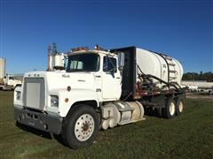 1980 Mack RS600L T/A Straight Truck 