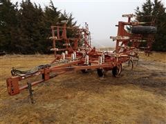 Wil-Rich 2500 Field Cultivator 