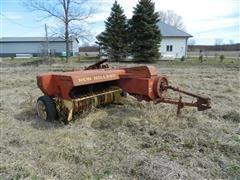 New Holland 268 Square Baler 