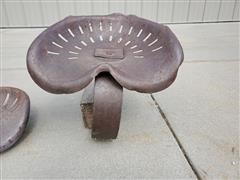 items/91de74c9426245919a6a5a8ebb1362db/antiquetractorimplementseats_b8e2393de6754b1a8c8ffaca460be146.jpg