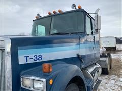 items/925ab177a535ea1184540003fff91d10/1985volvoconventionaltractortruck-11.jpg