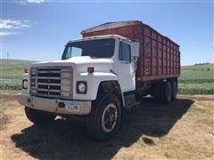 1980 International F1924 T/A Grain Truck 