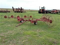 Gehl 420 10 Wheel Hay Rakes 