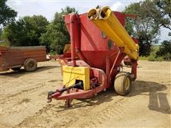 New Holland 355 Grinder Mixer 