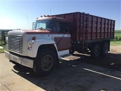 1976 International Loadstar 1700 T/A Grain Truck 