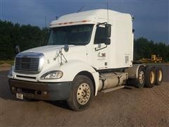 2001 Freightliner Columbia 120 Tri/A Truck Tractor 