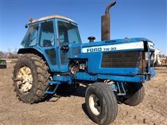 1981 Ford TW30 2WD Tractor 