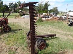 items/973685dd6329e41180be00155de252ff/internationalharvesterpull-typesicklemower