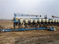 1997 Kinze 2600 16R31 Planter With Row Markers 