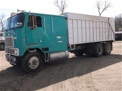 1992 International 9600 T/A Cabover Straight Truck W/18' Silage/Grain Box 