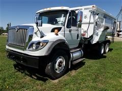 2011 International Workforce 7400 T/A Feed Truck W/Roto-Mix Box 