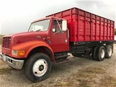 1999 International 4700 T/A Grain Truck 