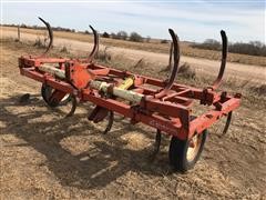 Krause 790 3 Pt Mounted Chisel Plow 