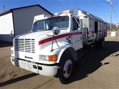 1996 International 4700 Recycling Truck 