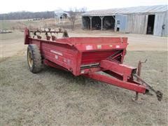 IH 550 Manure Spreader 