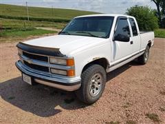 1997 Chevrolet 1500 4x4 Extended Cab Pickup 