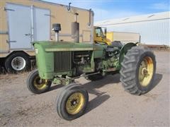 1967 John Deere 2020 Tractor 