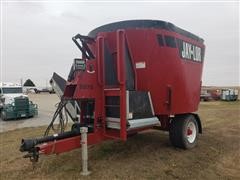 2018 Jay-Lor 5575 Vertical Mixer Feeder Wagon 