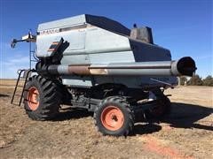 N7 Gleaner Combine with Header 004.JPG