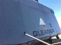 N7 Gleaner Combine with Header 030.JPG