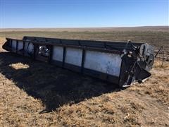 N7 Gleaner Combine with Header 086.JPG