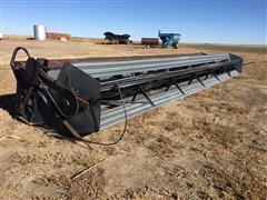 N7 Gleaner Combine with Header 088.JPG