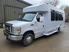 E450 passenger hot sale van