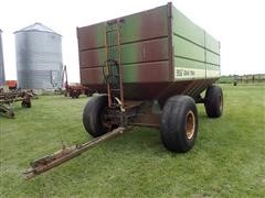 Brent Grain Train 650 Center Dump Gravity Wagon W/Hyd. Side Discharge 