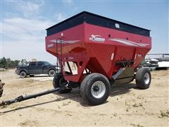 Demco 650 Gravity Wagon 