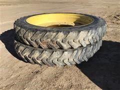 John Deere 320/90R 54 Tires & Rims 