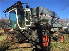 Gleaner N6 Combine 