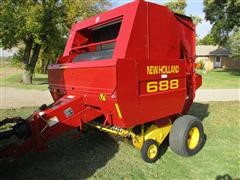 New Holland 688 Round Baler W/Net Wrap & Twine Tie 