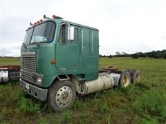 1983 International CO 9670 XL Series T/A Cab Over Truck Tractor 