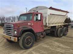 1987 International F1954 T/A Fertilizer Spreader 