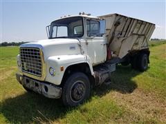 1975 Ford 8000 Feed Truck 