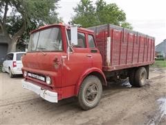 1968 GMC TM70 Grain Truck 