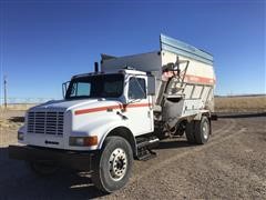 Trucks - Feed/Mixer