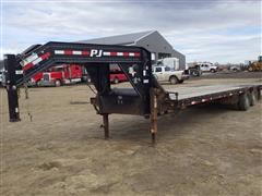 2010 P-J Flatbed Trailer T/A W/Hyd Dovetail 