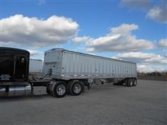 2001 Cornhusker Hopper Bottom Grain Trailer 