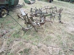 items/a52f52fc9716e41180be00155de252ff/johndeerecultivator-2