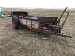 New Idea 205 Manure Spreader 