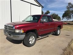 1997 Dodge Ram 1500 Extended Cab 4WD Pickup 