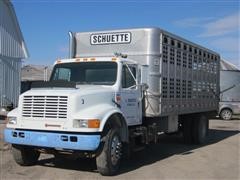 1991 International 4900 Livestock Truck 