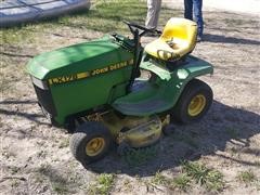 John Deere LX178 Riding Lawn Mower 