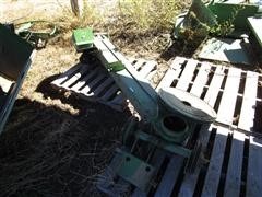 John Deere 7720 Clean Grain Elevator 